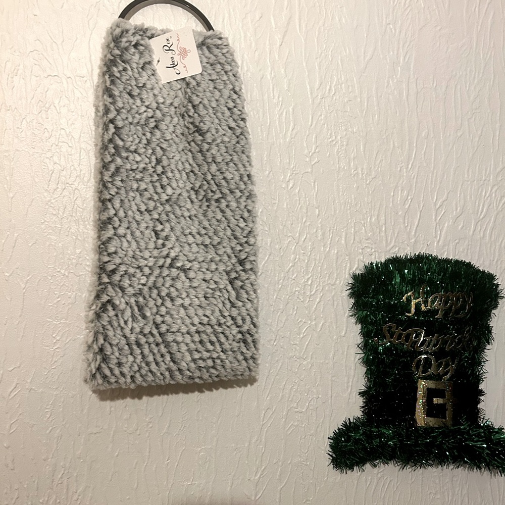 Soft Comfy Alexa Scarf